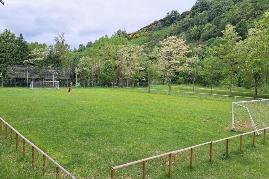 Espectacular Casa Rural En Espinosa de los Monteros Εξωτερικό φωτογραφία